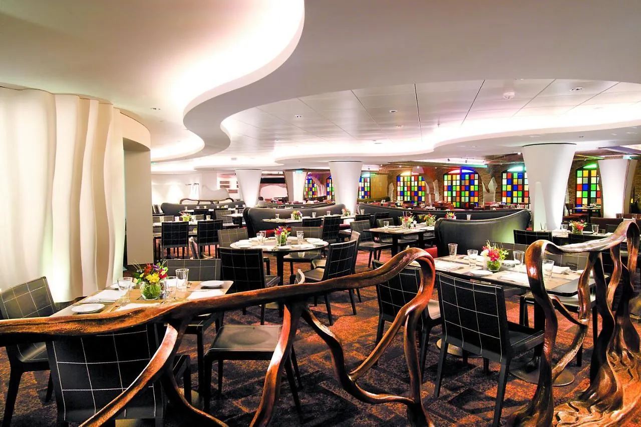 **** Botel Epic Rugby Boat Marseille - At Dock Hotel France